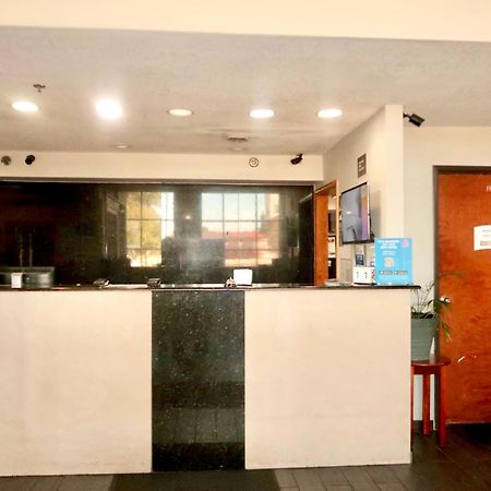 Motel 6 Elkhart, In Екстер'єр фото