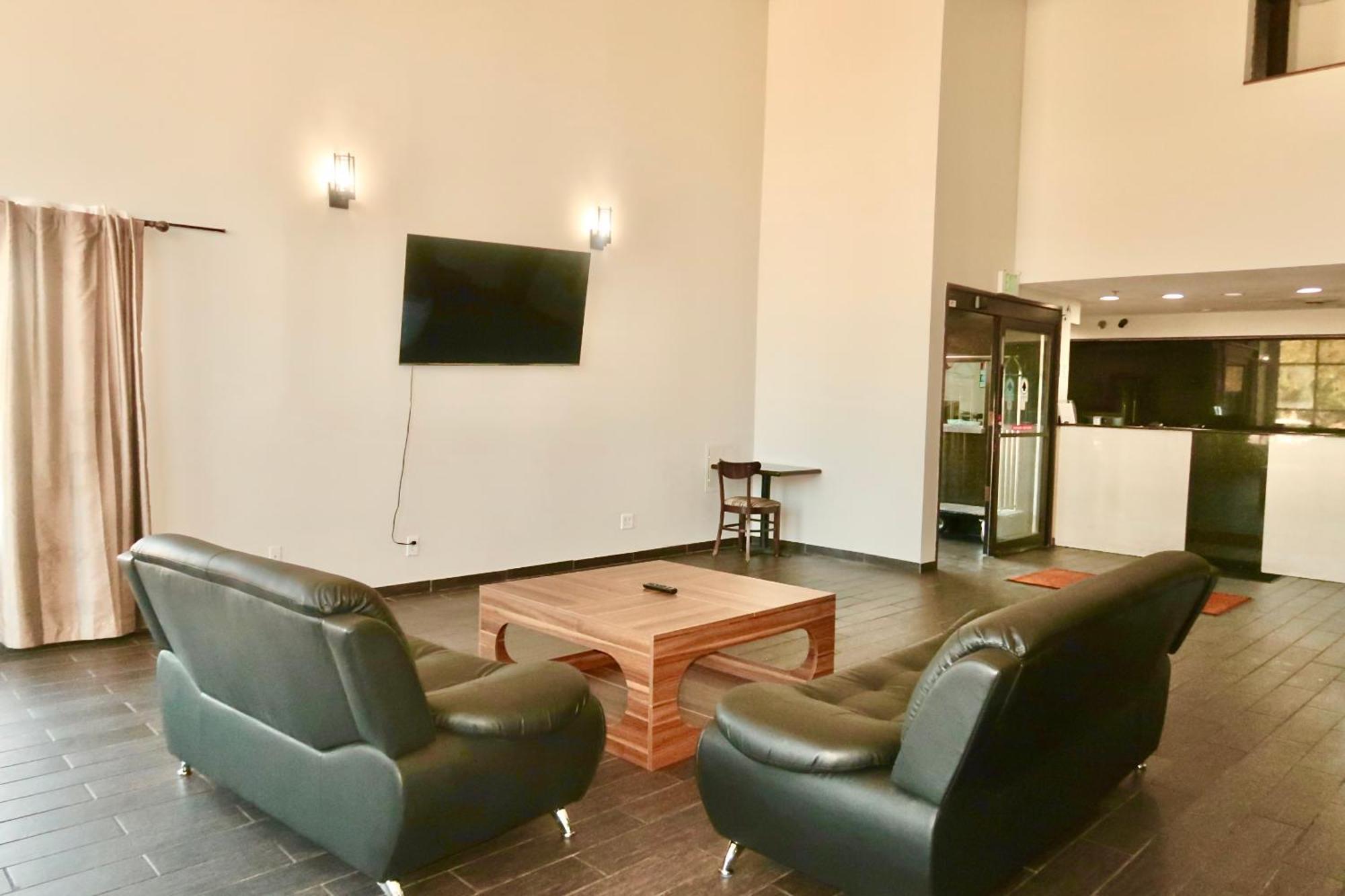 Motel 6 Elkhart, In Екстер'єр фото