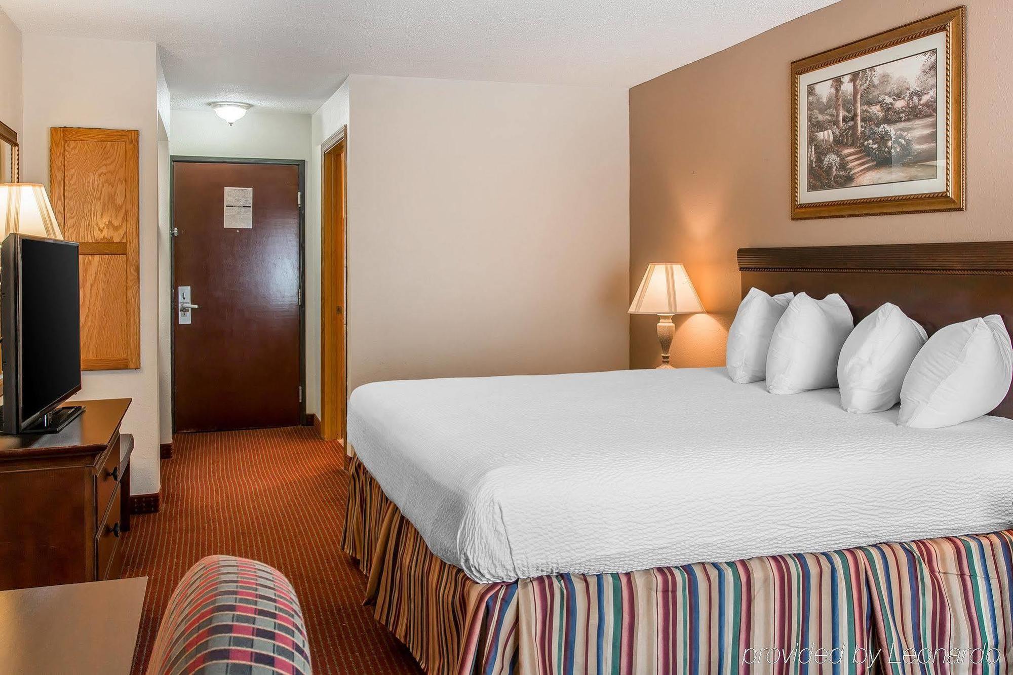 Motel 6 Elkhart, In Екстер'єр фото