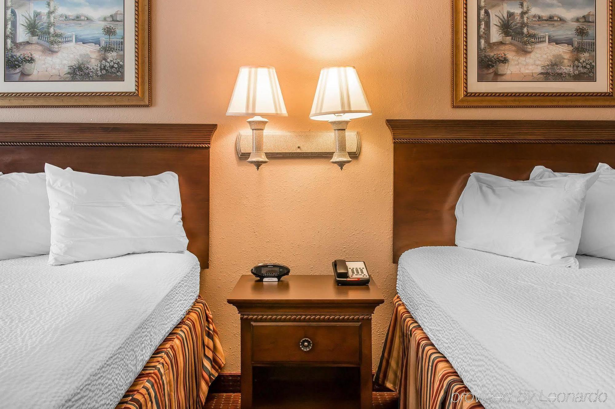 Motel 6 Elkhart, In Екстер'єр фото
